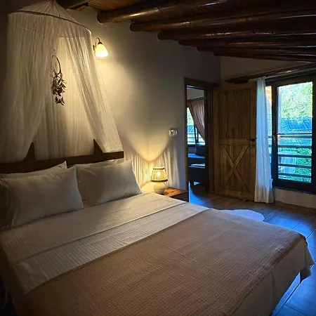 Layinka Kaz Mountains Bed and breakfast
